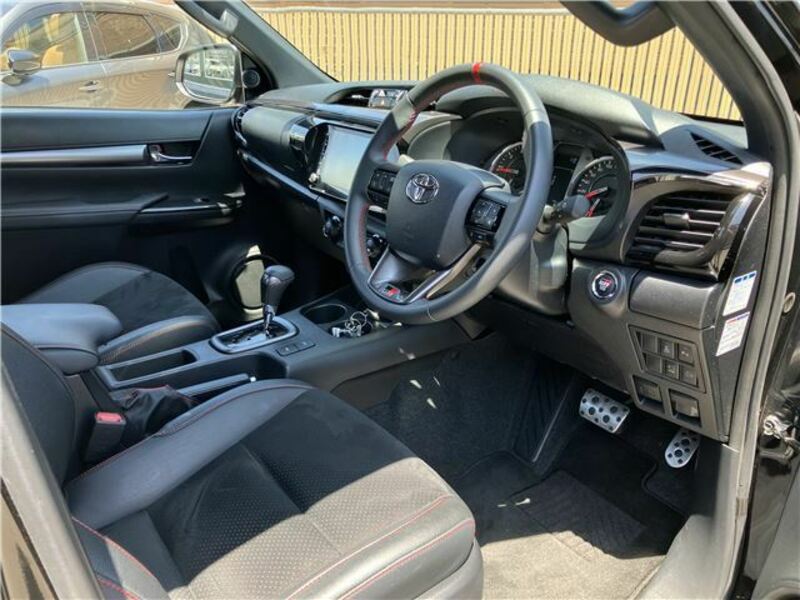 HILUX