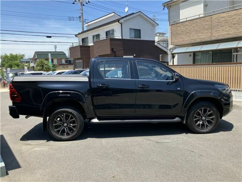 HILUX
