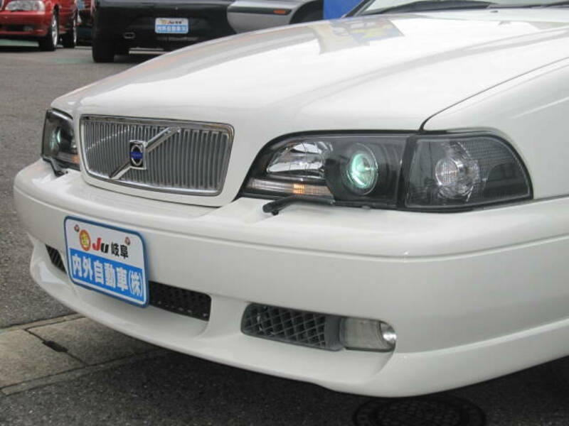 V70