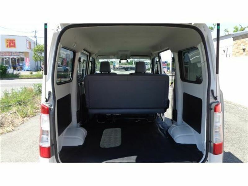 BONGO VAN