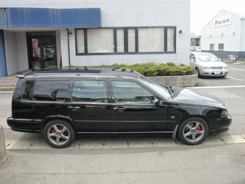 V70
