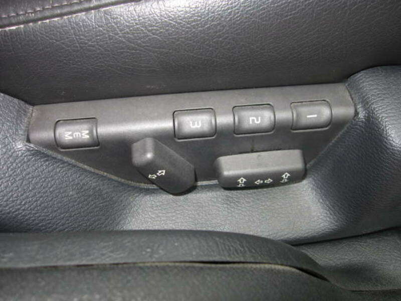 V70