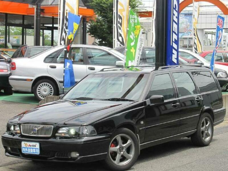 VOLVO V70