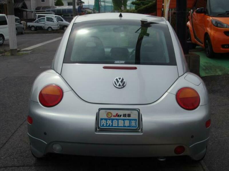 NEW BEETLE