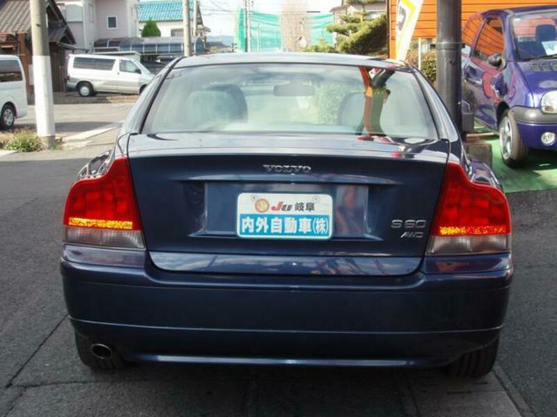 S60