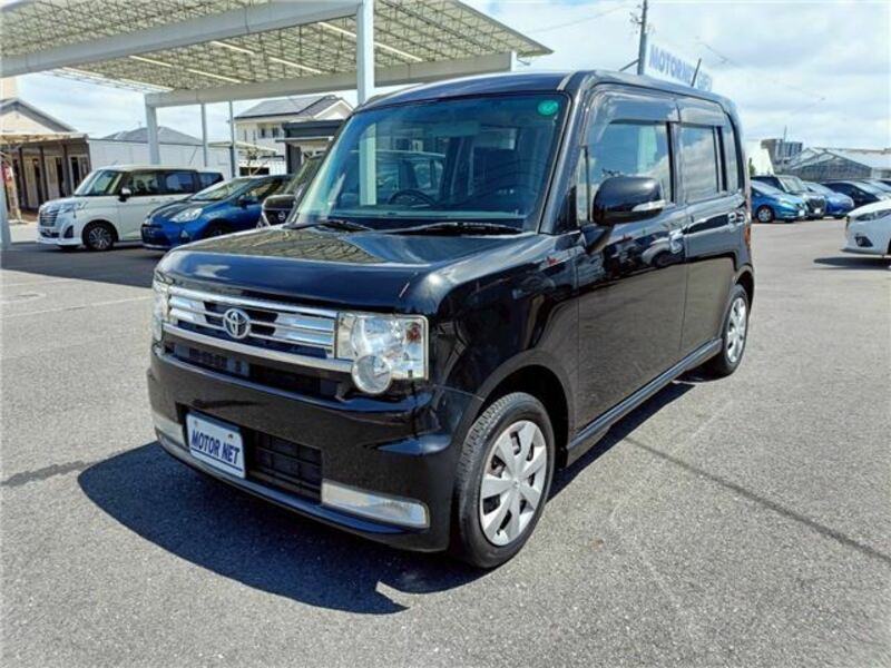 TOYOTA PIXIS SPACE