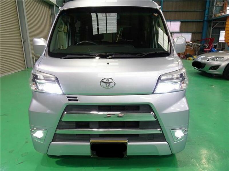 PIXIS VAN
