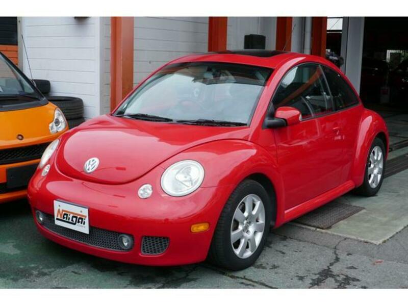 VOLKSWAGEN NEW BEETLE