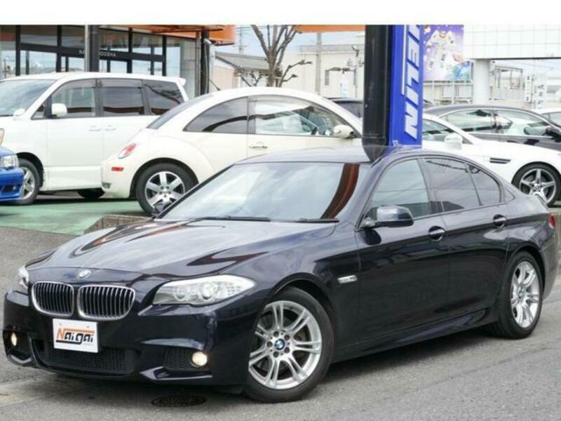 BMW 5 SERIES