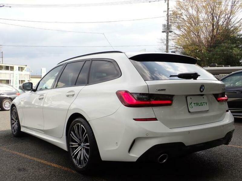 3 SERIES