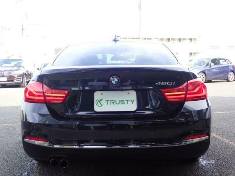 4 SERIES