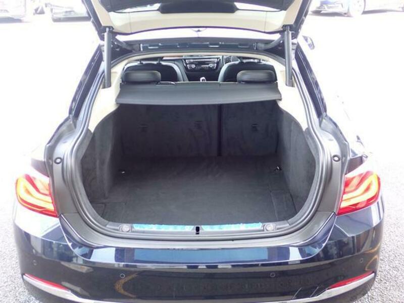 4 SERIES