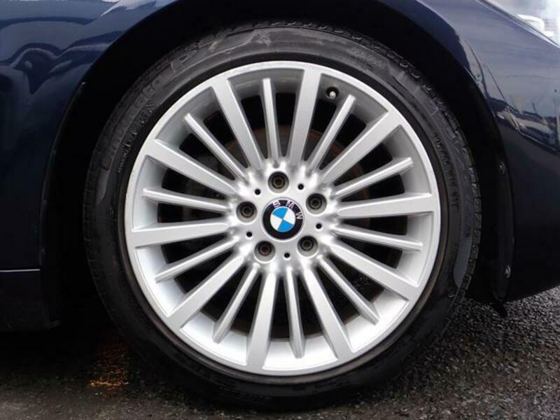 4 SERIES