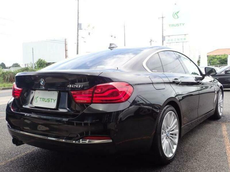 4 SERIES