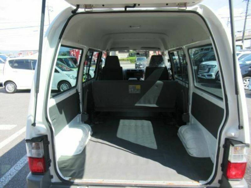 BONGO VAN