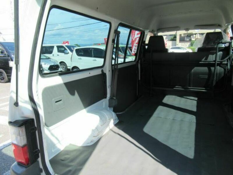BONGO VAN