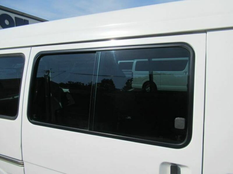 BONGO VAN