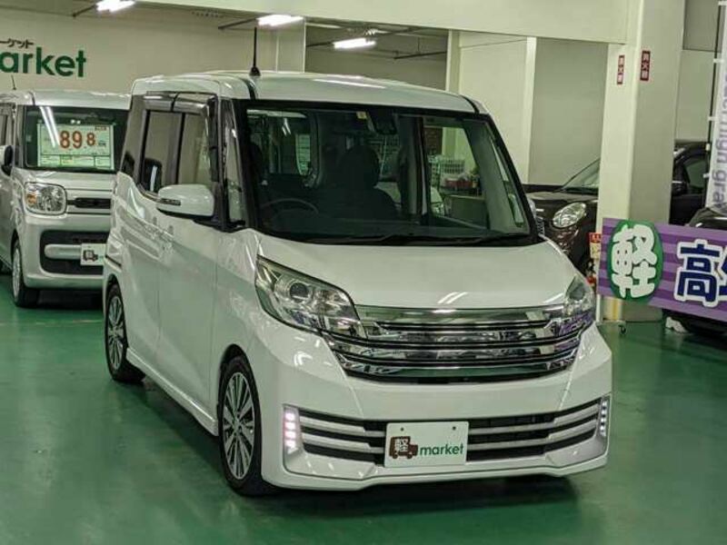NISSAN DAYZ ROOX