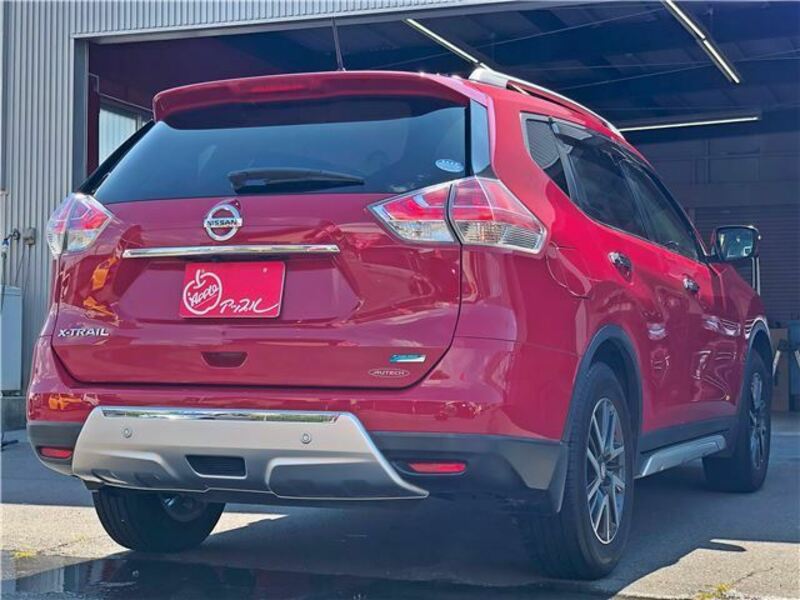 X-TRAIL