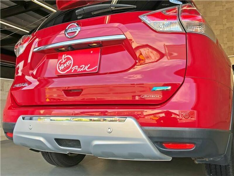 X-TRAIL
