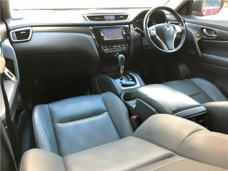 X-TRAIL