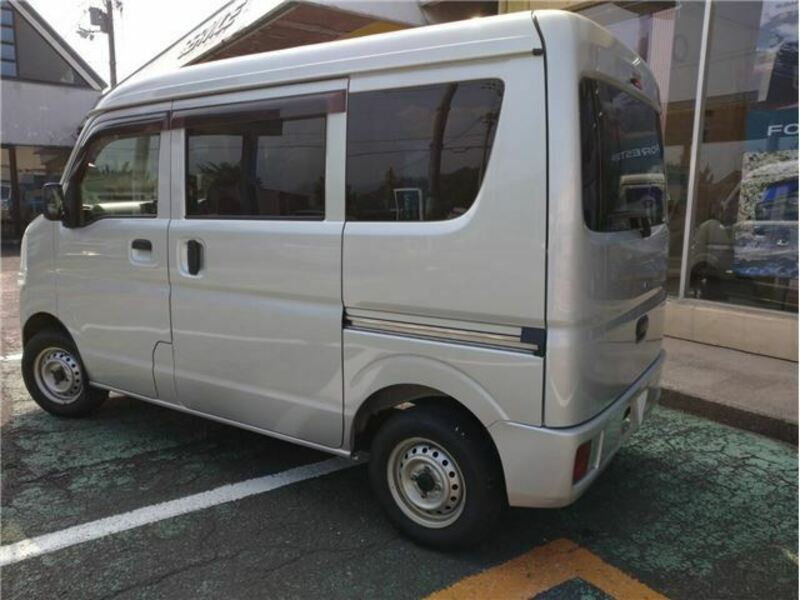 MINICAB VAN