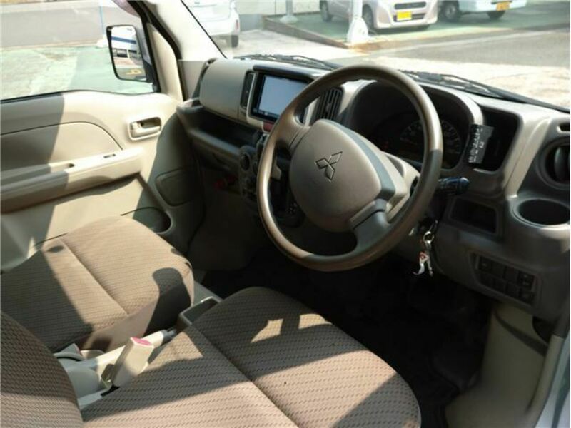 MINICAB VAN