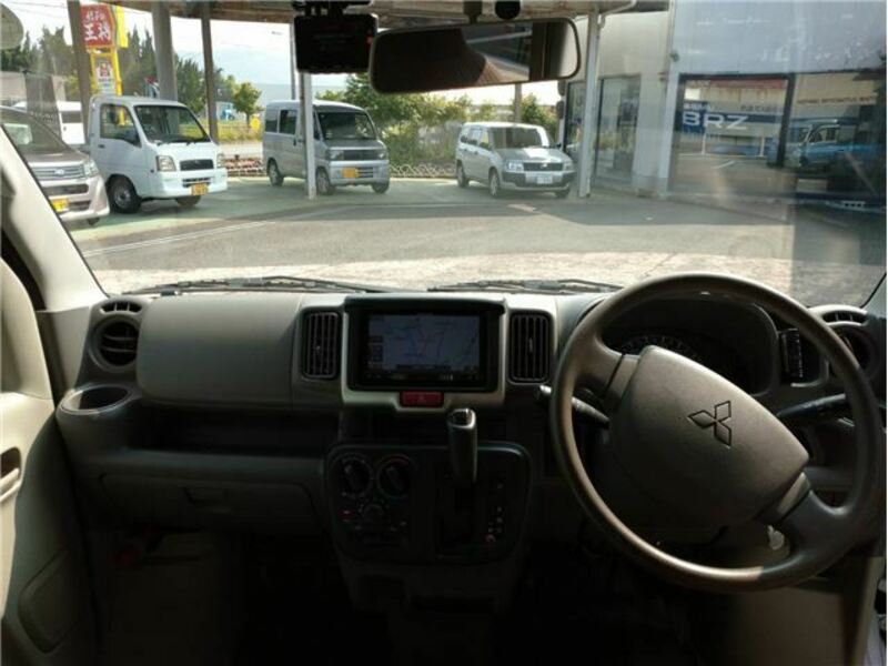 MINICAB VAN