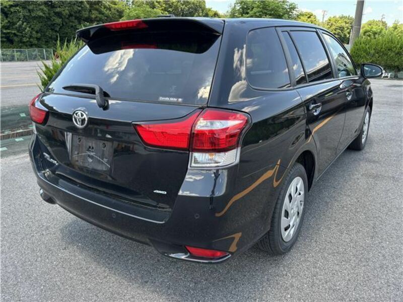 COROLLA FIELDER