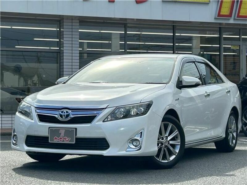 TOYOTA CAMRY