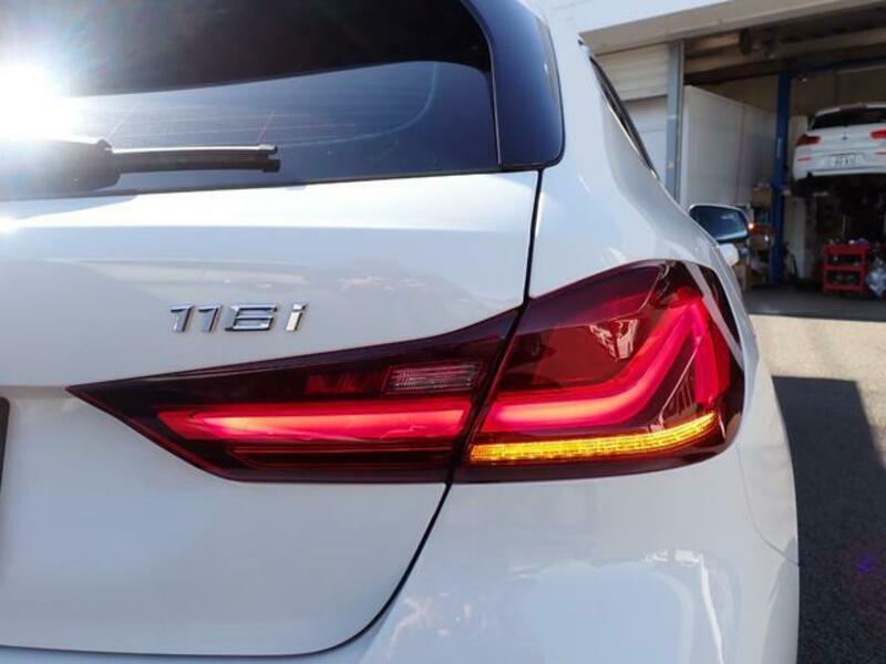 1 SERIES