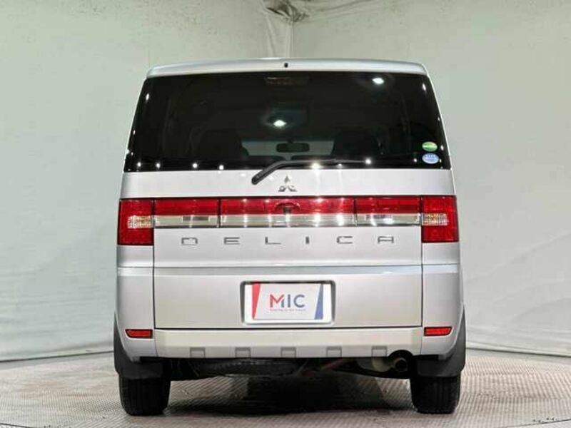 DELICA D5