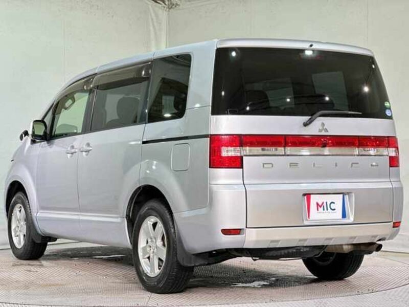 DELICA D5
