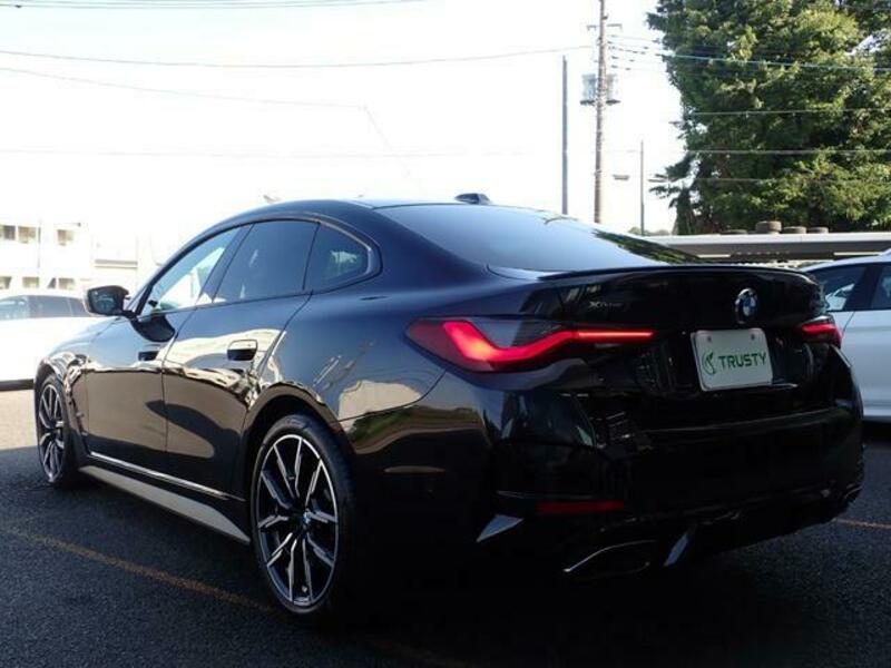 4 SERIES