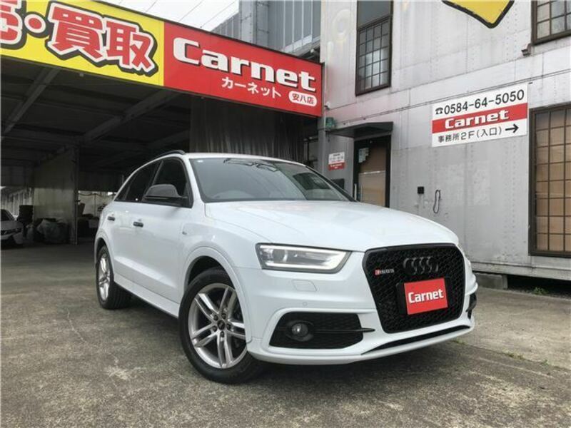AUDI Q3