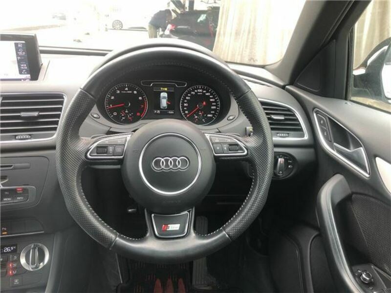 Q3