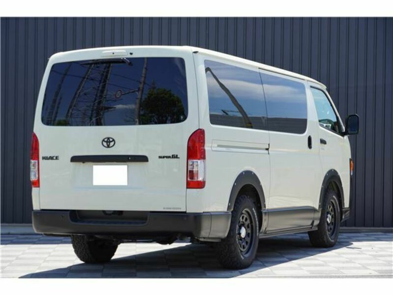 HIACE VAN