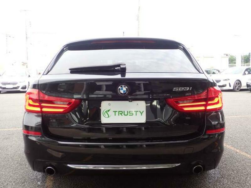 5 SERIES
