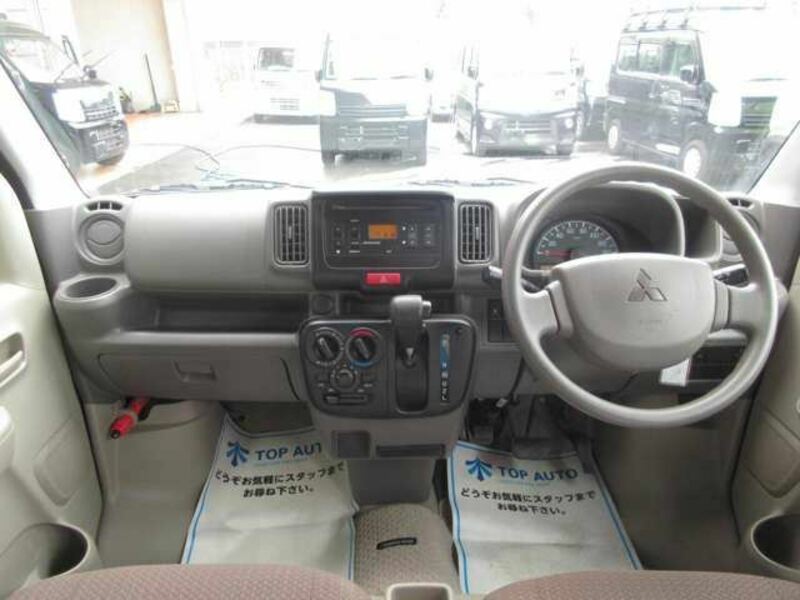 MINICAB VAN