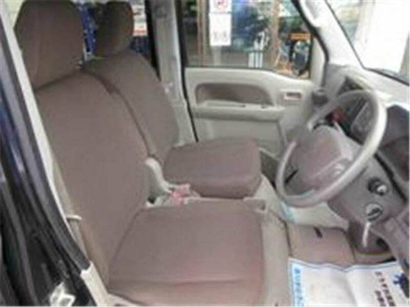 MINICAB VAN
