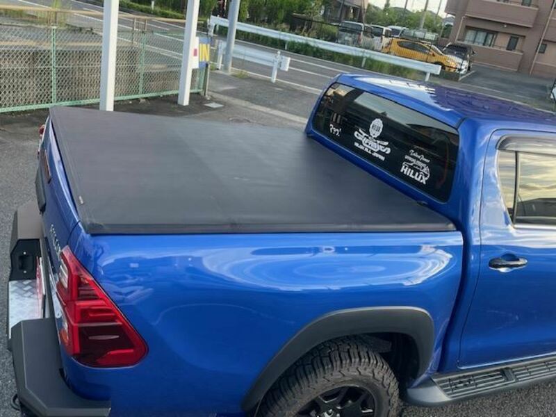 HILUX