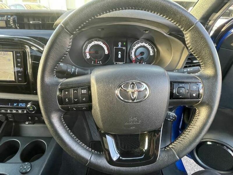HILUX