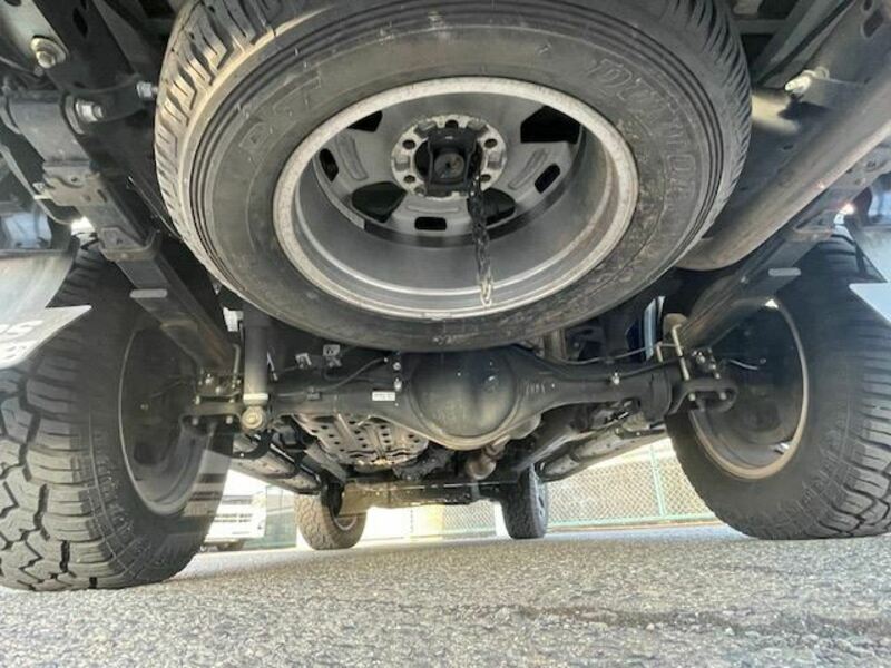 HILUX
