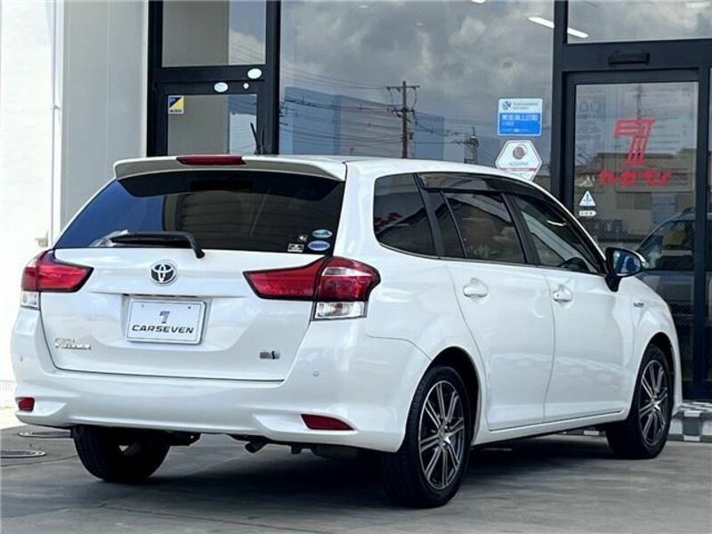 COROLLA FIELDER