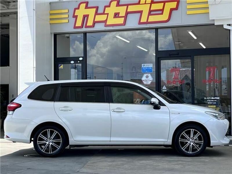COROLLA FIELDER