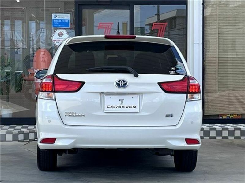 COROLLA FIELDER