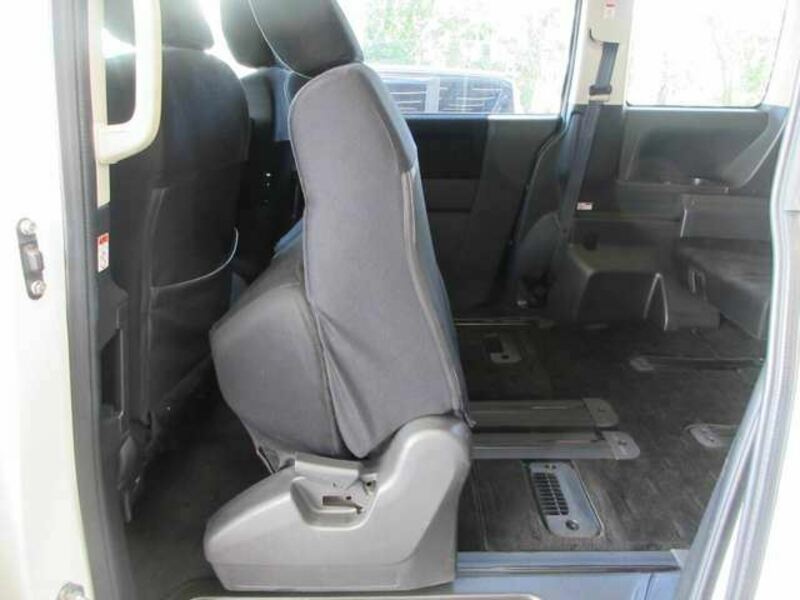 DELICA D5