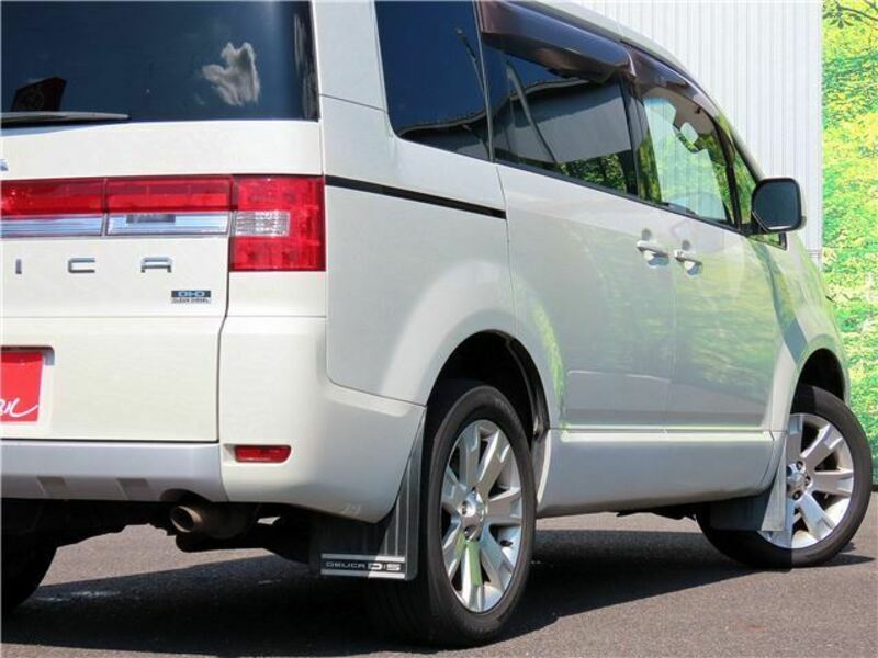 DELICA D5