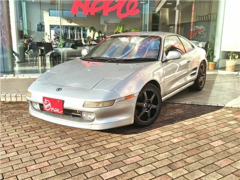 TOYOTA MR2