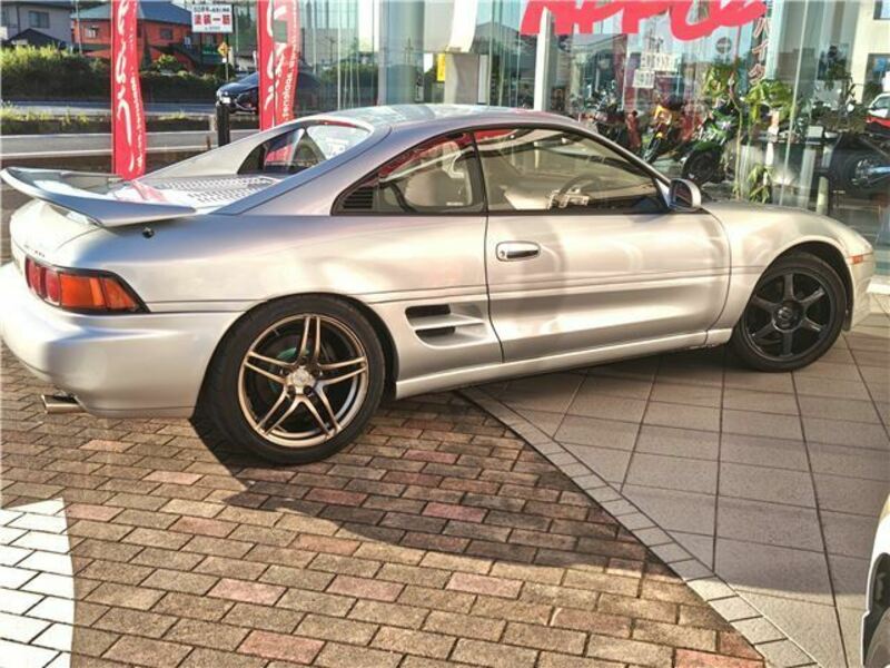 MR2